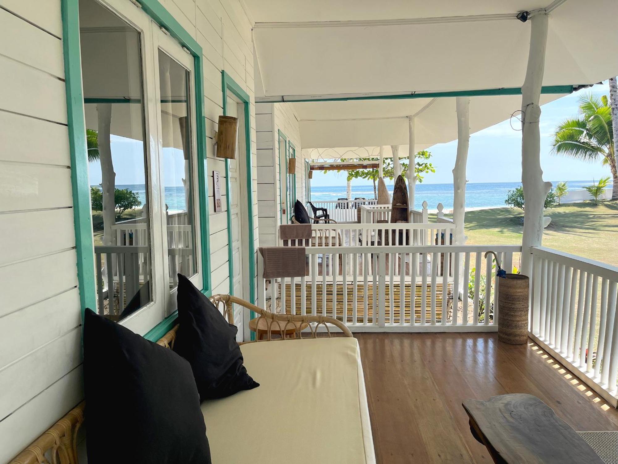 Katiet Beach Resort Mentawai Lances Right Hts Exterior foto